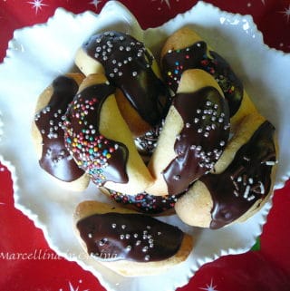 Plate of Petrali - Calabrian Fig Cookies chocolate icing