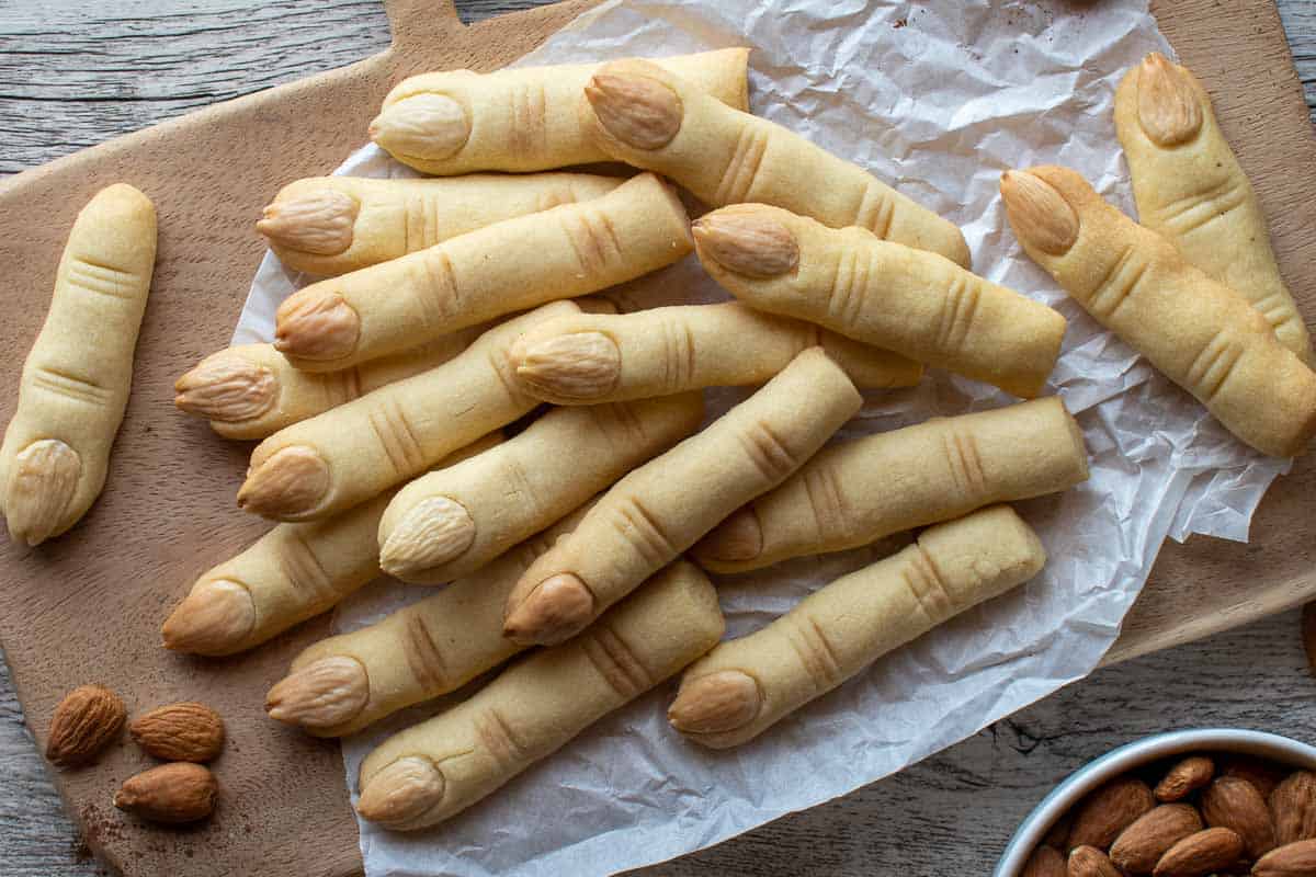 Overhead view of a pile of cookes that look like fingers.