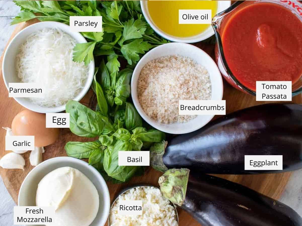 Ingredients as in the recipe card viewed from above.