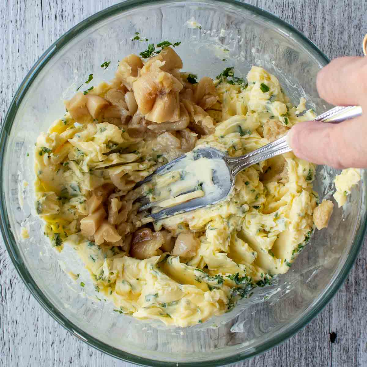 Easy Homemade Roasted Garlic Butter