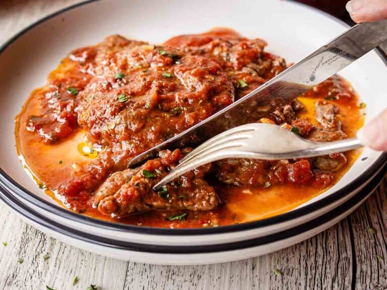 Steak Pizzaiola (Carne alla Pizzaiola)